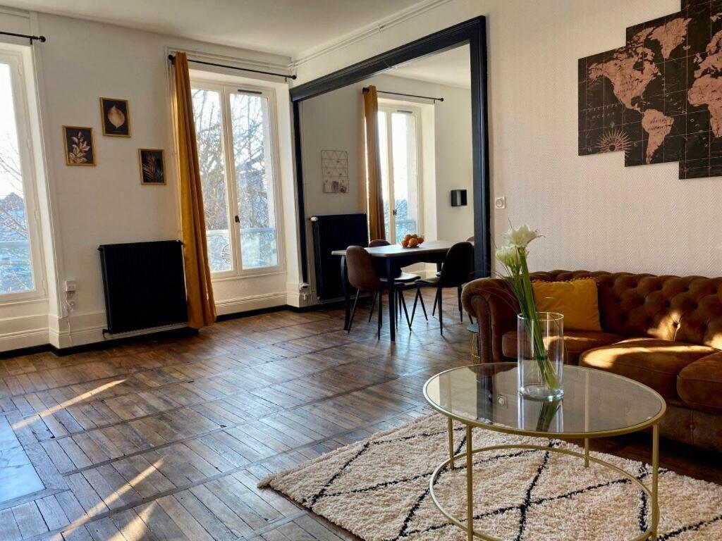 Apartment Le Square Vue Sur La Sauldre: Chateaux Et Beauval *